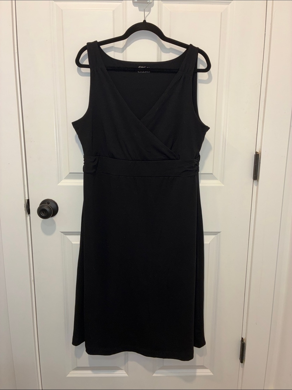 Eddie Bauer Midi Dress Women's Large Casual Travel Outdoor Everyday Dress